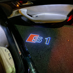 AUDI S1 LOGO PROJECTOT LIGHTS Nr.19 (الكمية 1 = 2 أغشية الشعار / 2 أضواء الباب）