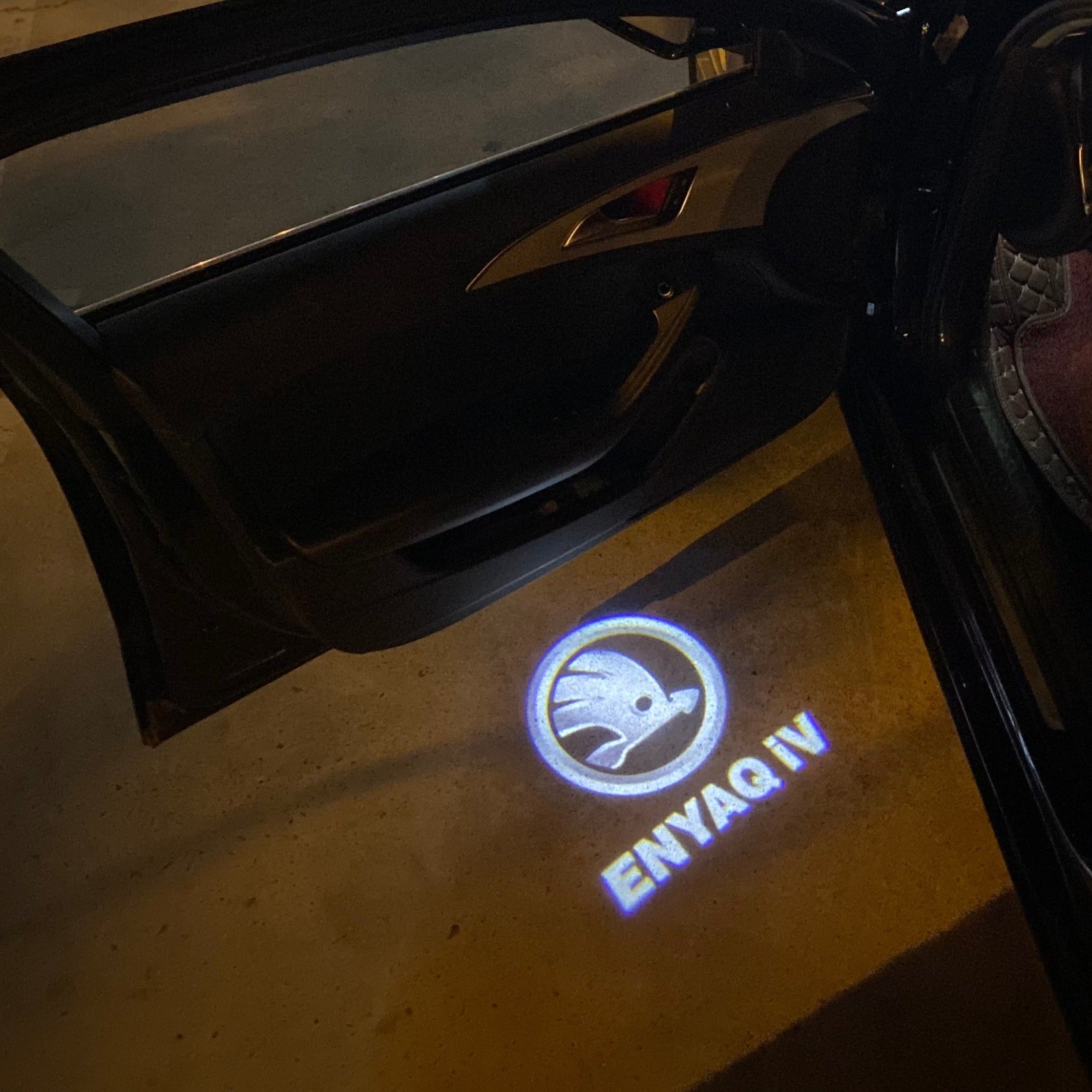 رحلات SKODA LOGO LGOTOT lights Nr.43 (الكمية 1 = 2 Logo Film / 2 oP lights)