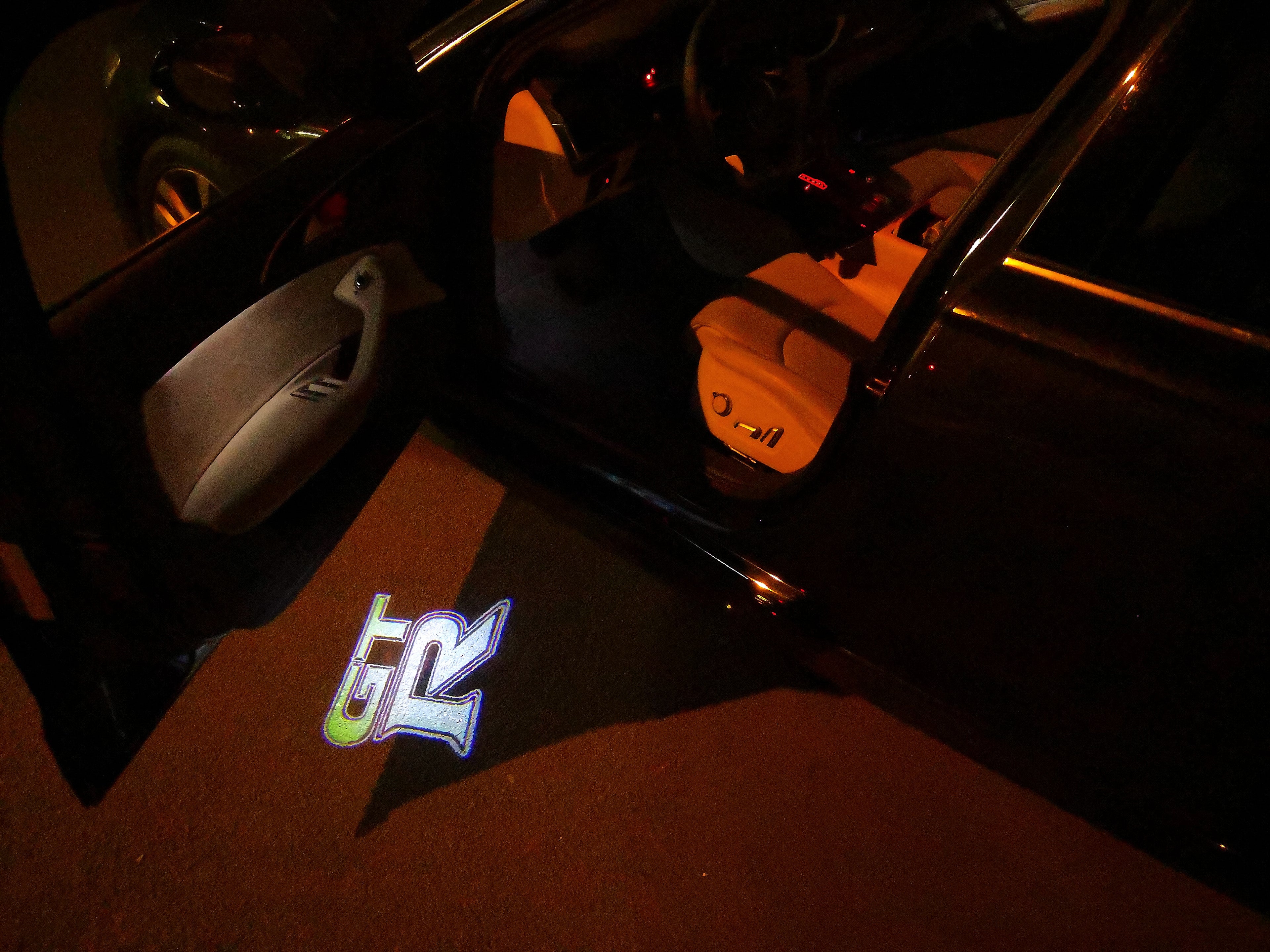 GTR-R35   LOGO PROJECTOT LIGHTS Nr.07  (quantity 1 = 2 Logo Films /2 door lights）