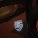 LOGO PROJECTOR LIGHTS PORSCHE Nr.06 (الكمية 1 = 2 شعار فيلم / 2 أضواء باب)