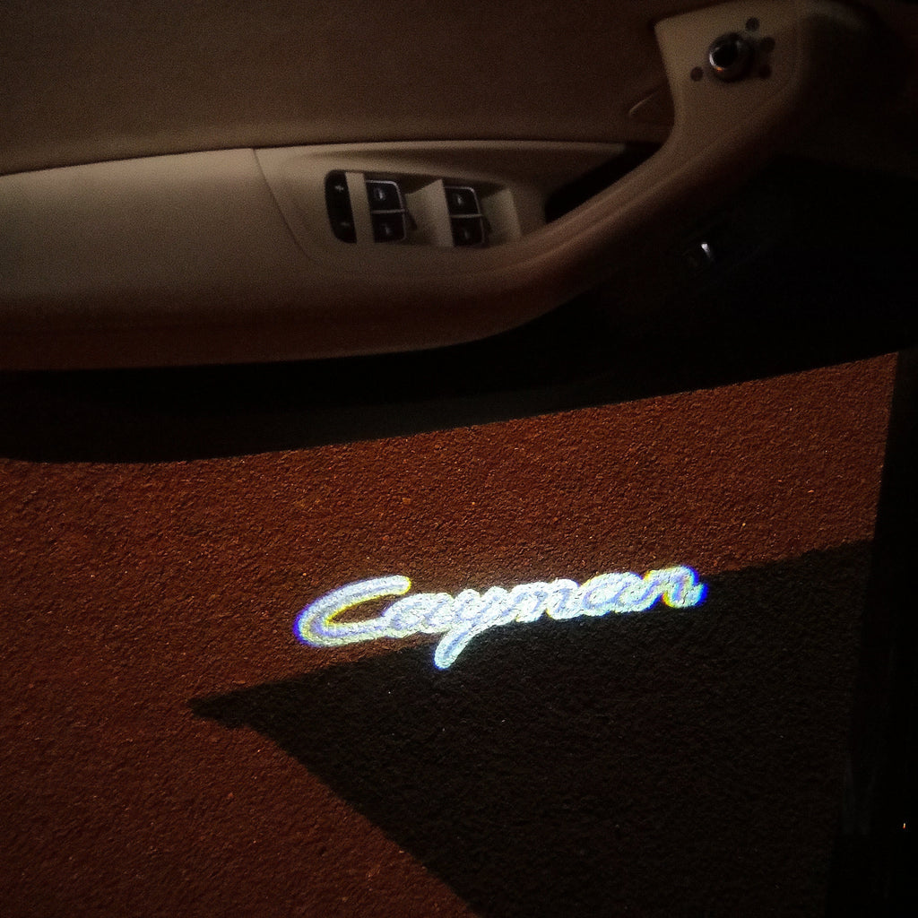 PPOSCHE Cayenne LOGO .09 (الكمية 1 = 2 Logo Film / 2 oB lights)