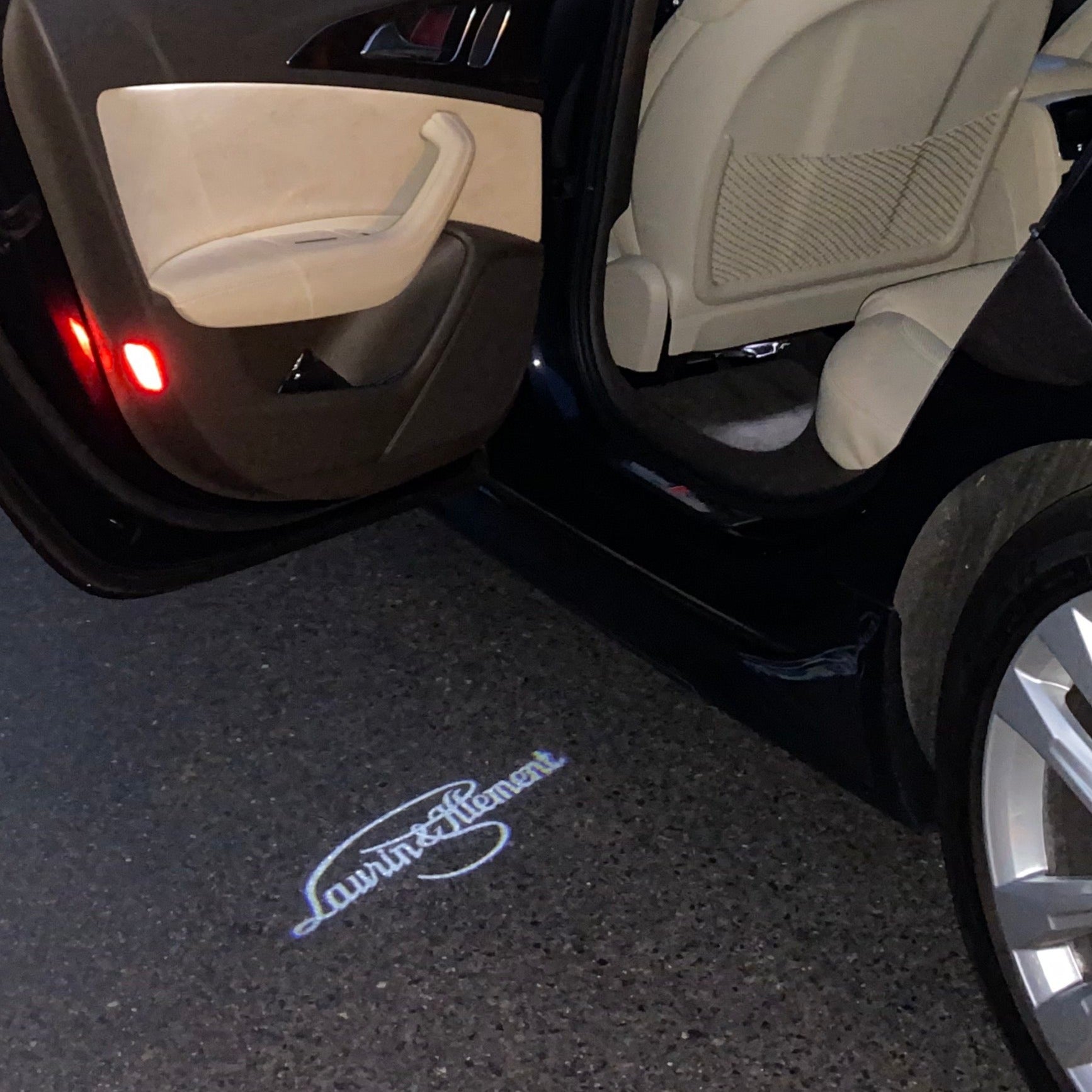 LOGO LOGO PROJECTOR LIGHTS Nr.46 (الكمية 1 = 2 شعار فيلم / 2 باب)