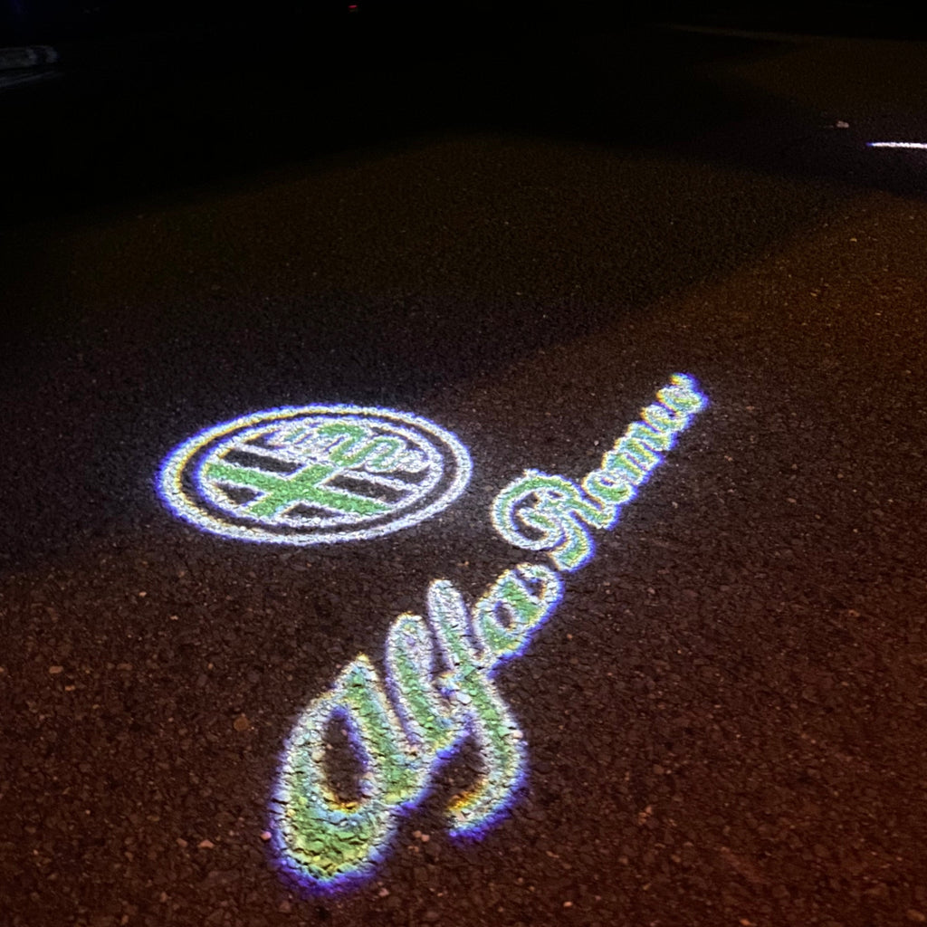 ألفا روميو LOGO PROJECTOT أضواء Nr.12 (كمية 1 = 2 شعار فيلم / 2 أضواء الباب)