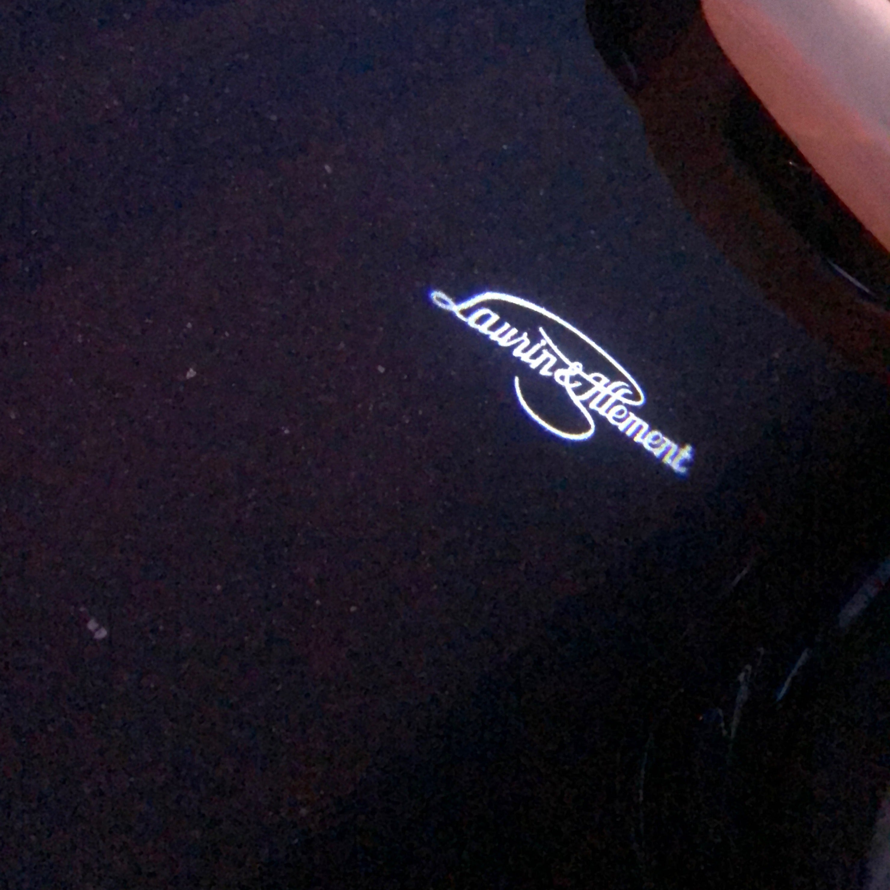 LOGO LOGO PROJECTOR LIGHTS Nr.46 (الكمية 1 = 2 شعار فيلم / 2 باب)