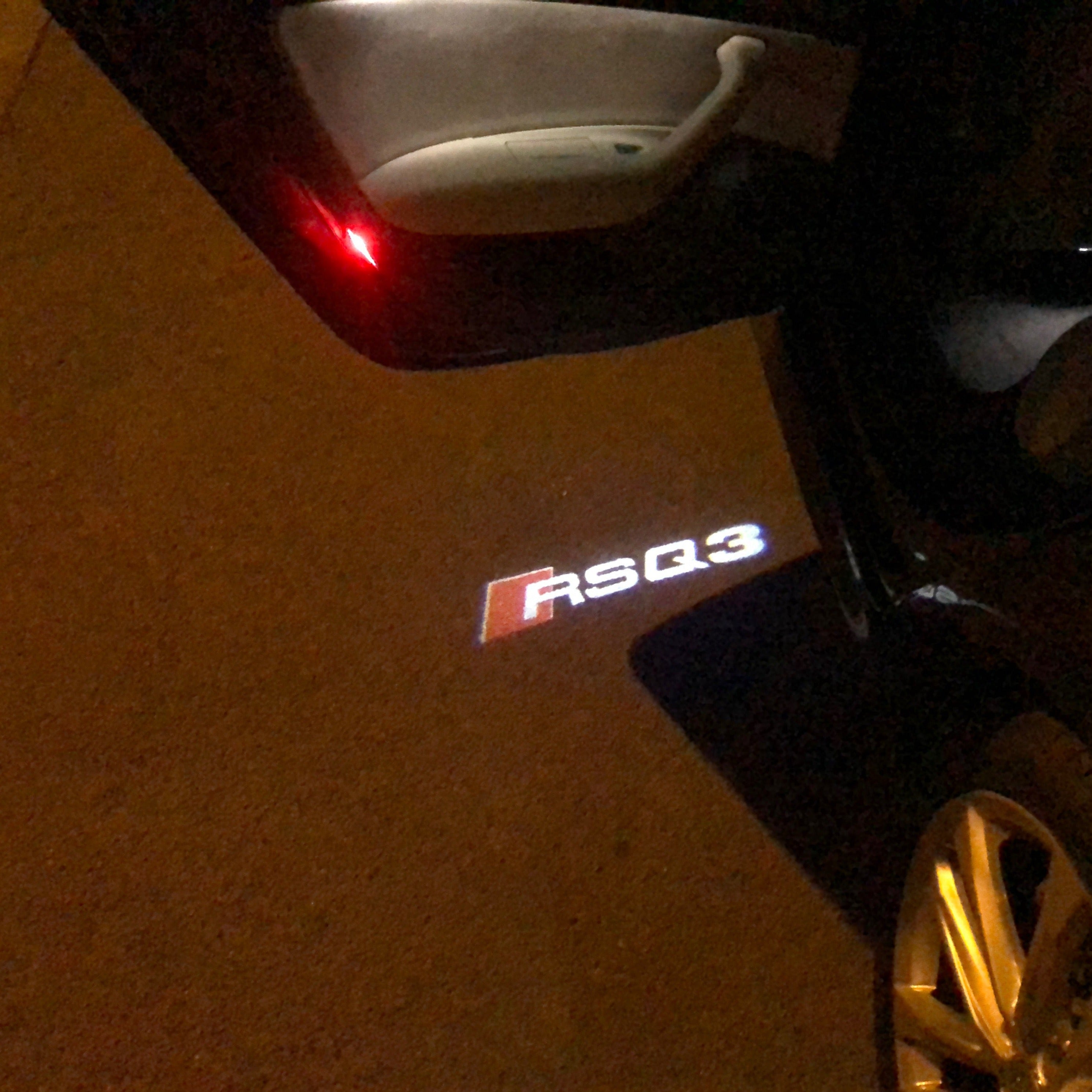 AUDI LOGO PROJECTOT LIGHTS Nr.60 (الكمية 1 = 2 Logo Films /2 أضواء الباب)