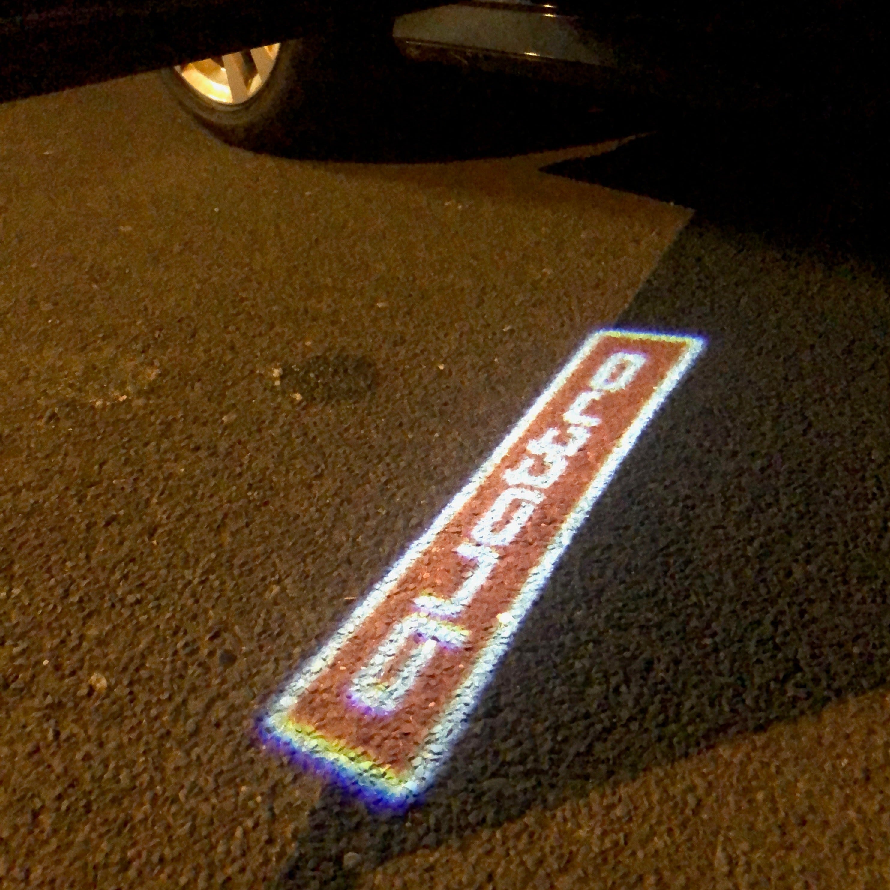 AUDI LOGO PROJECTOT LIGHTS Nr.83 (الكمية 1 = 2 Logo Films /2 أضواء الباب)