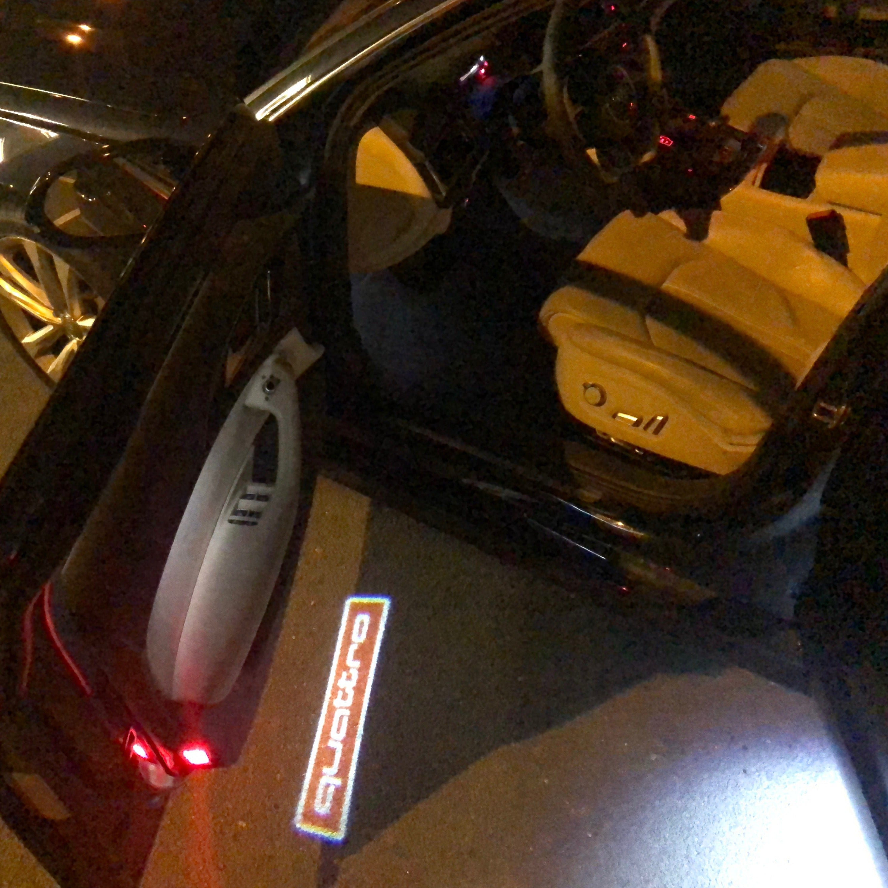 AUDI LOGO PROJECTOT LIGHTS Nr.83 (الكمية 1 = 2 Logo Films /2 أضواء الباب)