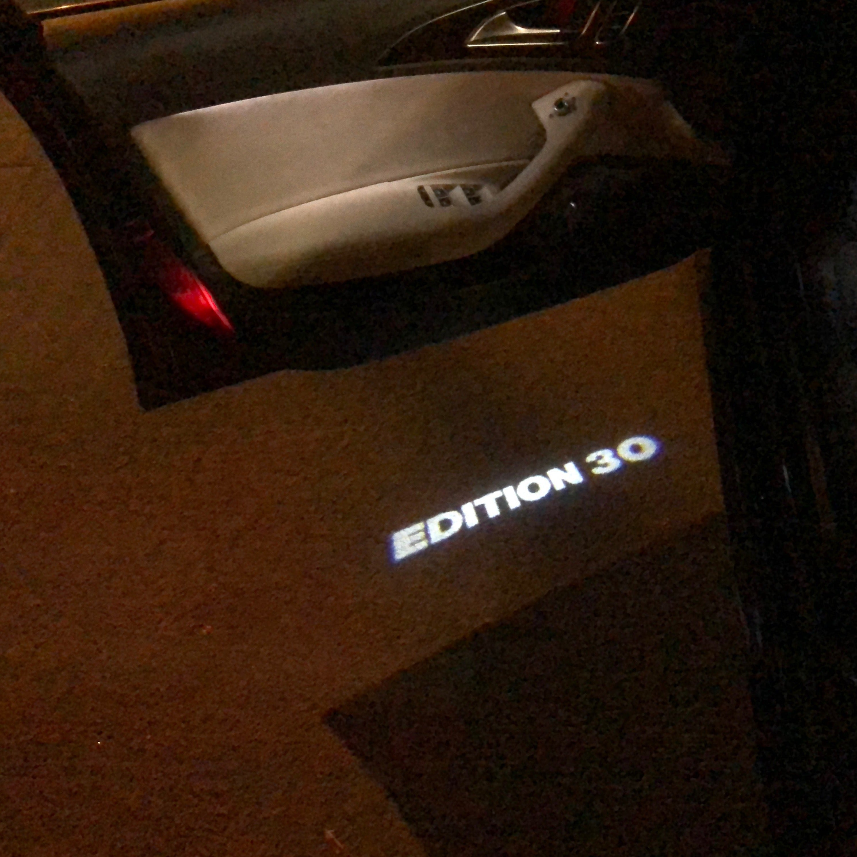 أضواء أبواب فولكس فاجن EDITION 30 Logo Nr. 66 (الكمية 1 = 2 Logo Films / 2 Door Lights