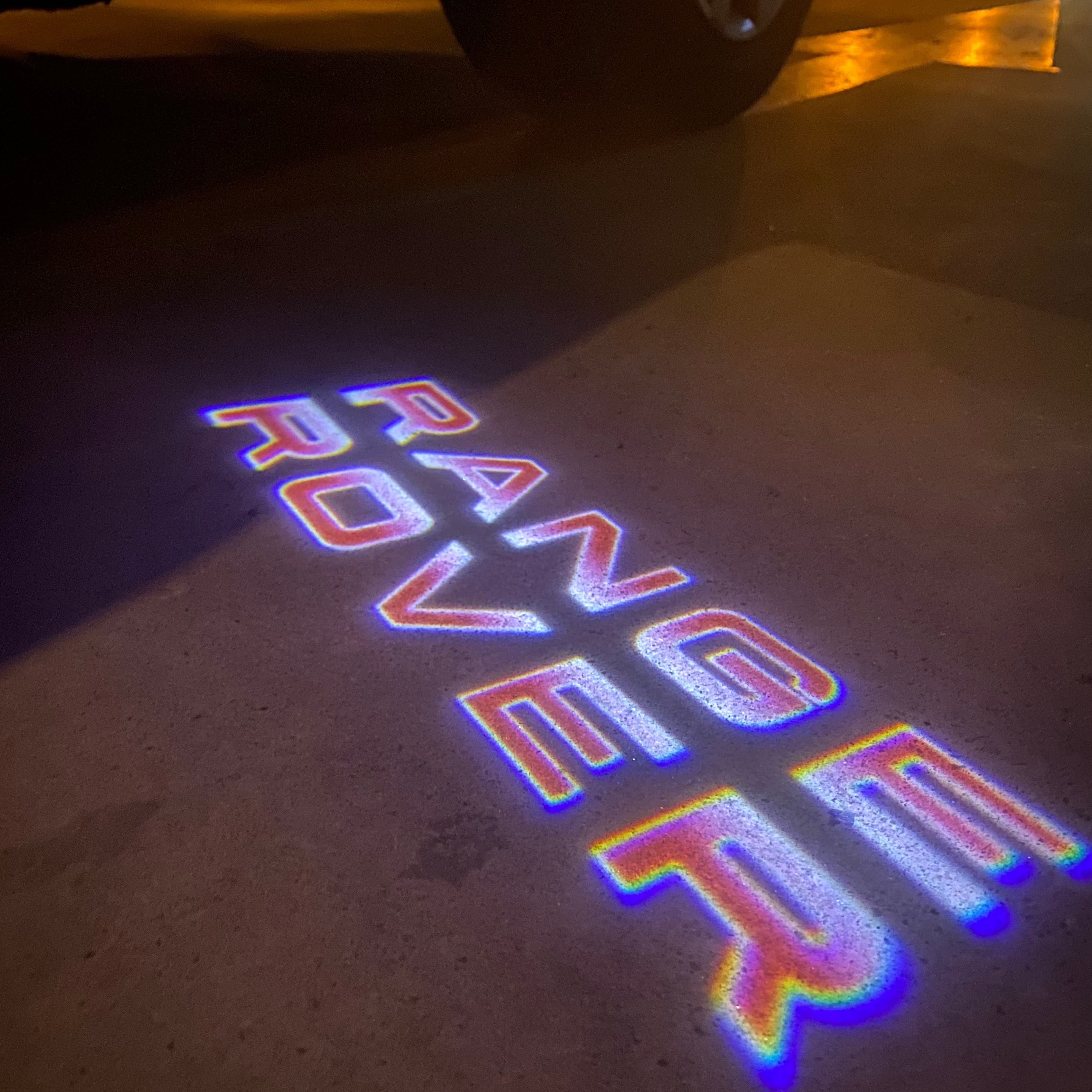 Land Rover LOGO PROJECROTR LIGHTS Nr.04 (الكمية 1 = 1 مجموعة / 2 أضواء باب)